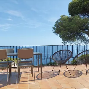 Appartement Sol Y Mar 1-maison Jumelée Avec Terrasse, Piscine Et Parking Communautaire, Surplomb De, Begur